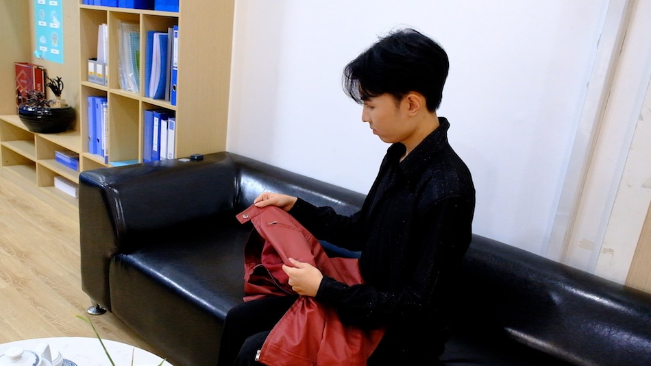 Sustainable fashion trends help young people identify personal values