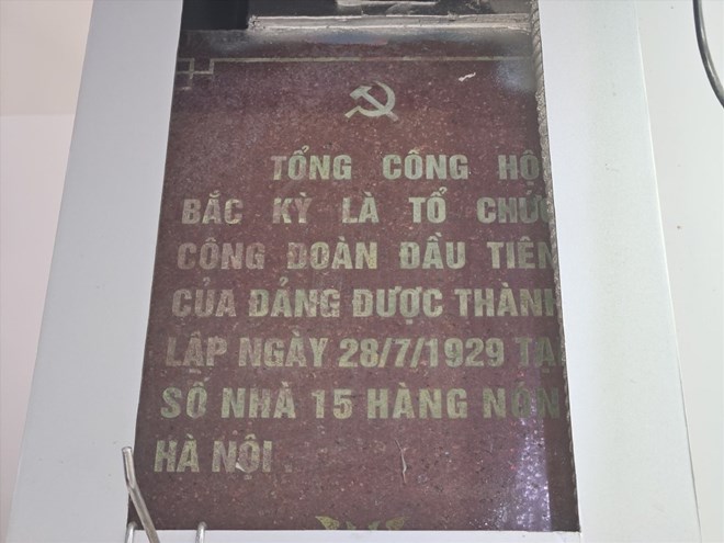 Công hội Đỏ - hạt nhân tập hợp lực lượng công nhân trong những năm đầu cách mạng