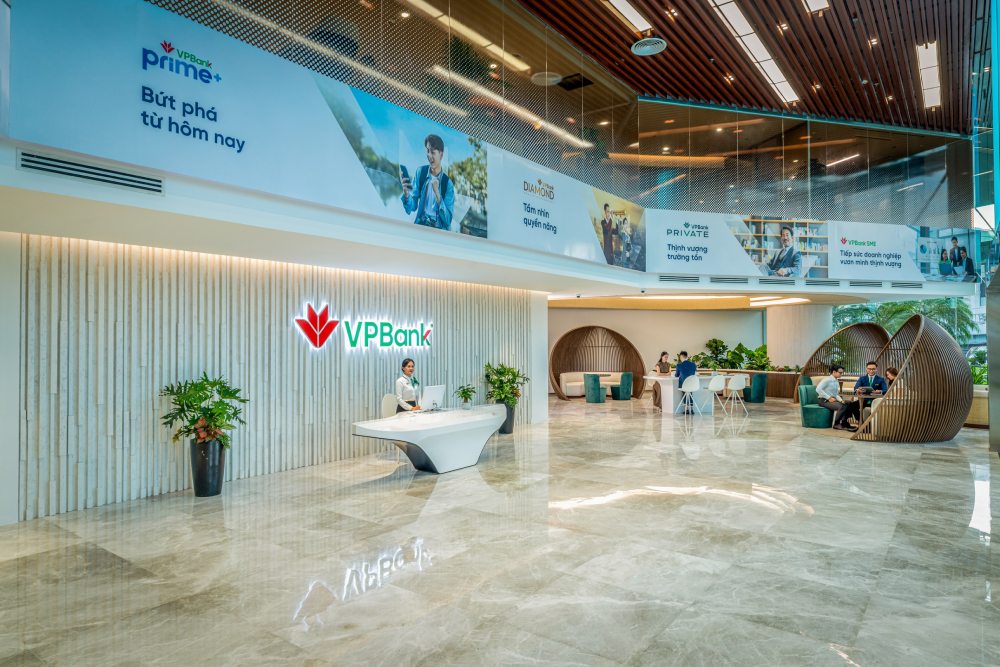 VPBank trong danh sách doanh nghiệp lớn nhất thế giới năm thứ ba liên tiếp. Ảnh: VPBank