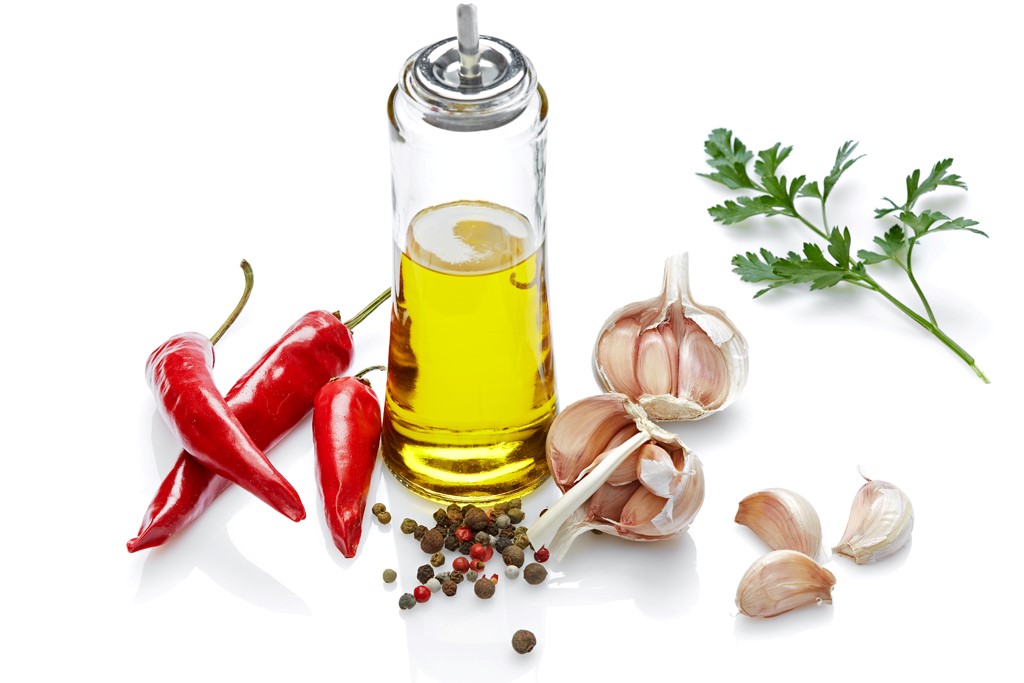 Nguyên liệu gói dầu. Ảnh: Acecook Việt Nam