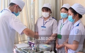 Allowances for village and hamlet health workers are exempt from personal income tax from 1. 7. Photo: Ha Anh Chien