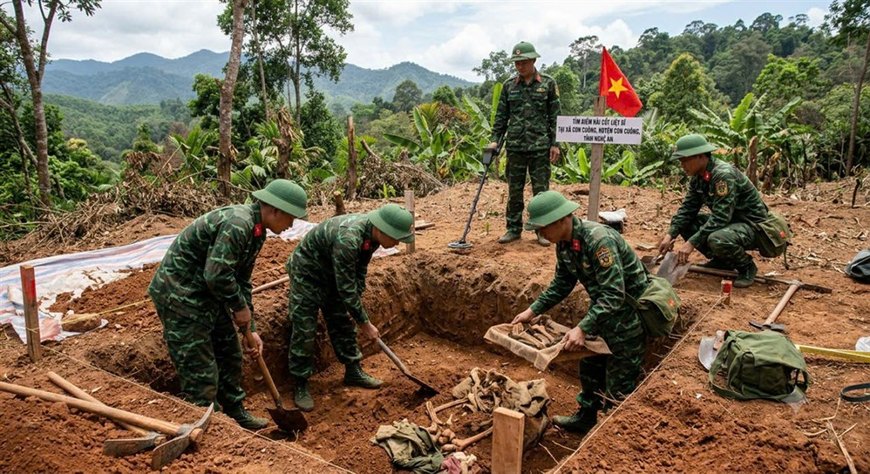 Con Cuong mountainous commune launches the "500 Days and Nights" Campaign to search, repatriate and identify remains of martyrs with missing information. Photo: Ngoc Anh