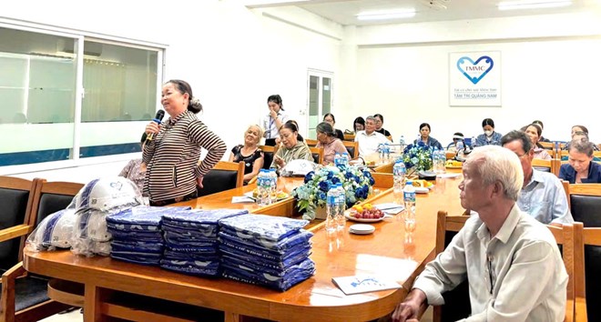 Bệnh viện Đa khoa Tâm Trí Quảng Nam (Đà Nẵng) tổ chức hội thảo sức khỏe cộng đồng với chủ đề “Miễn phí tư vấn các bệnh lý cơ - xương - khớp”. Ảnh: Công đoàn Nam Phước cung cấp