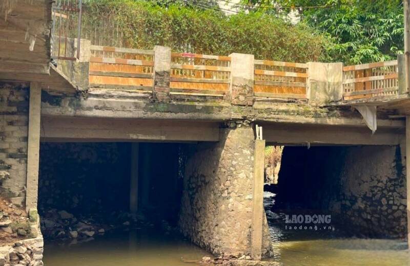 Công trình được xây dựng kiên cố bắc ngang suối của trường mầm non trước đây. Ảnh: Việt Bắc