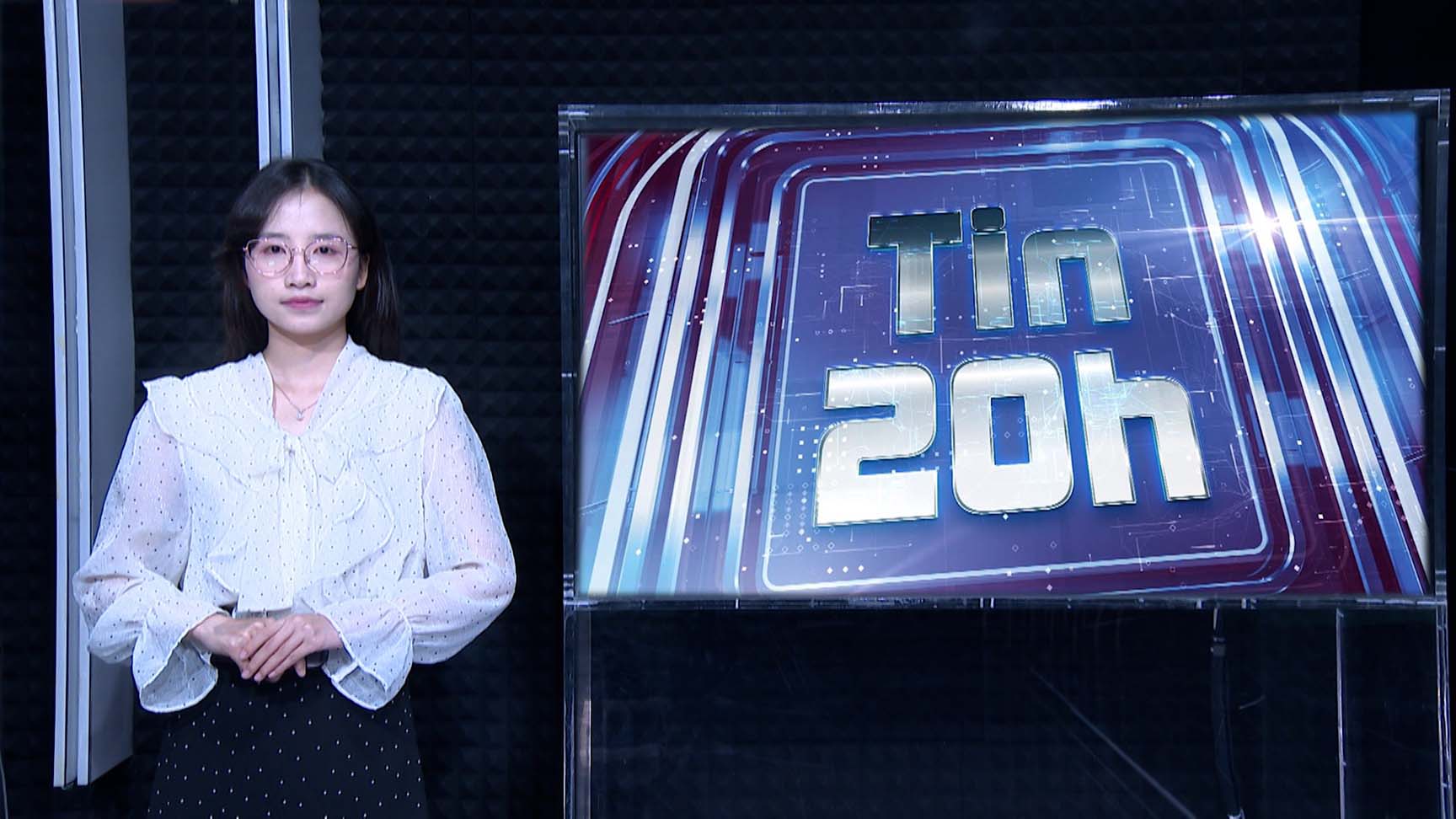 8 PM News: Many non-specialized workers are accepted as commune civil servants