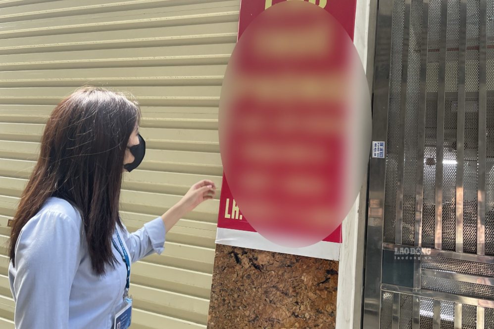 Citizens who change their residence outside the place of temporary residence registration are responsible for carrying out new temporary residence registration. Photo: Nhu Ha