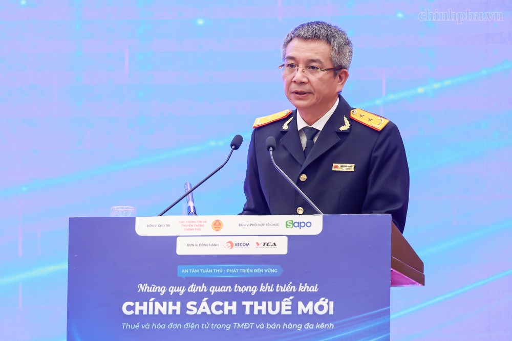 Director of the Tax Department Mai Xuan Thanh speaks. Photo: VGP