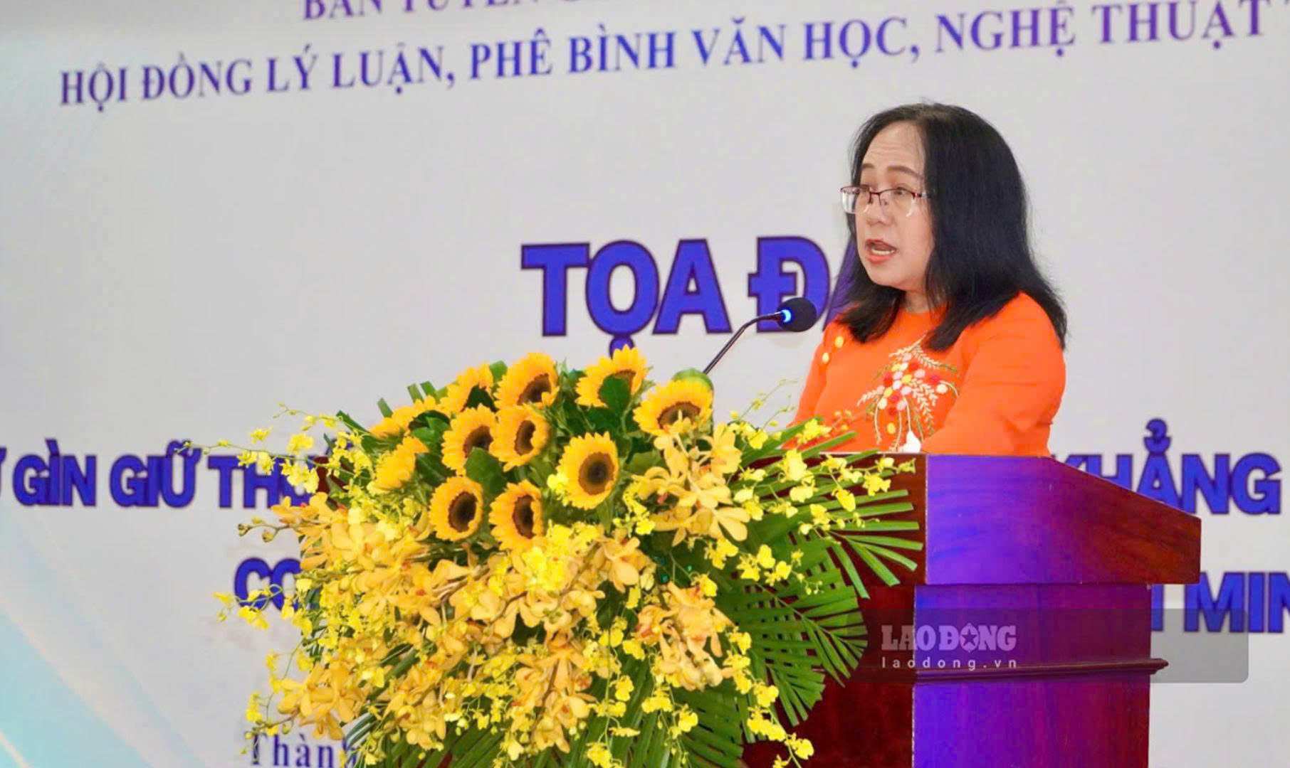 Ms. Dinh Thi Thanh Thuy - Deputy Head of the Propaganda and Mass Mobilization Committee of the Ho Chi Minh City Party Committee. Photo: Mai Anh.