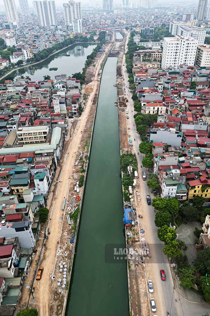 Dự án cải thiện hệ thống tiêu nước phía Tây thành phố, trọng tâm là Trạm bơm tiêu Yên Nghĩa và kênh La Khê, có tổng mức đầu tư hơn 4.722 tỉ đồng. Mặc dù cụm công trình đầu mối đã được thi công xong và đưa vào vận hành từ tháng 1.2020, nhưng phần kênh La Khê phục vụ dẫn nước cho trạm bơm vẫn đang trong quá trình hoàn thiện.