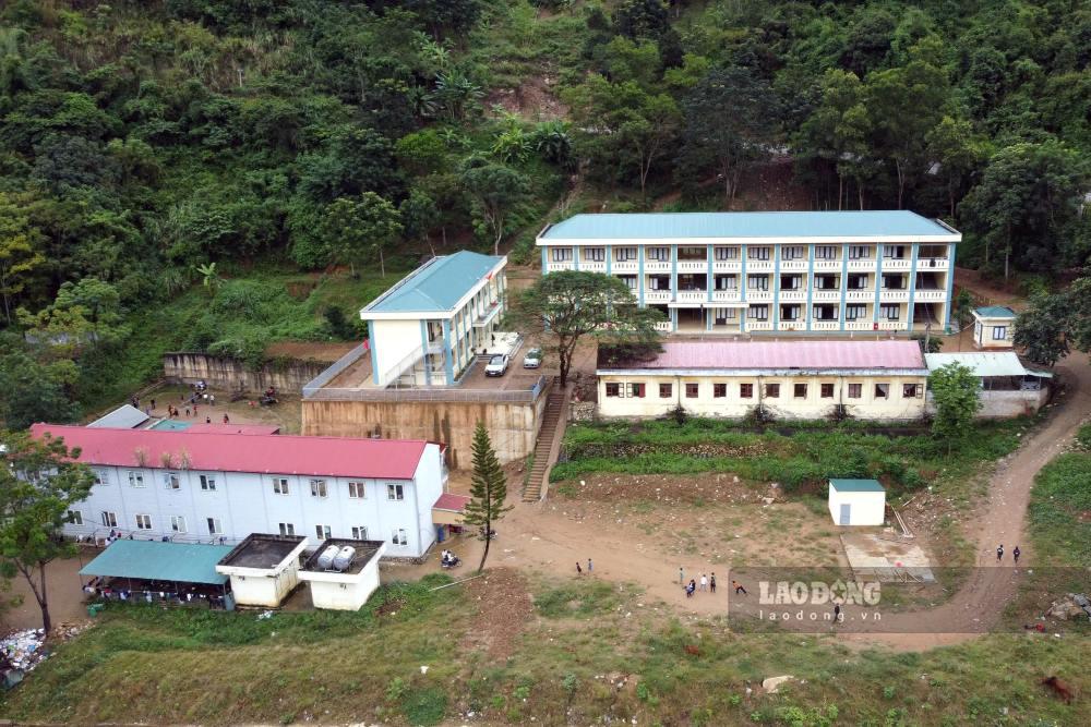 Thanh Hoa Department of Education and Training is seeking opinions from localities to complete the project to arrange the system of schools in the area. Photo: Quach Du