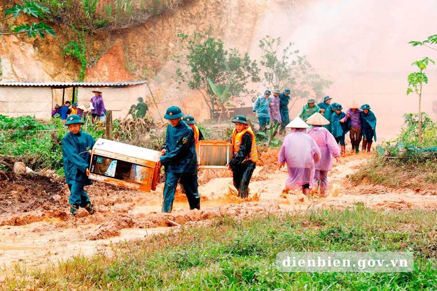 Forces participating in the civil defense exercise of Sam Mun commune rescue in the live-fire phase. Photo: Dien Bien Provincial e-Portal