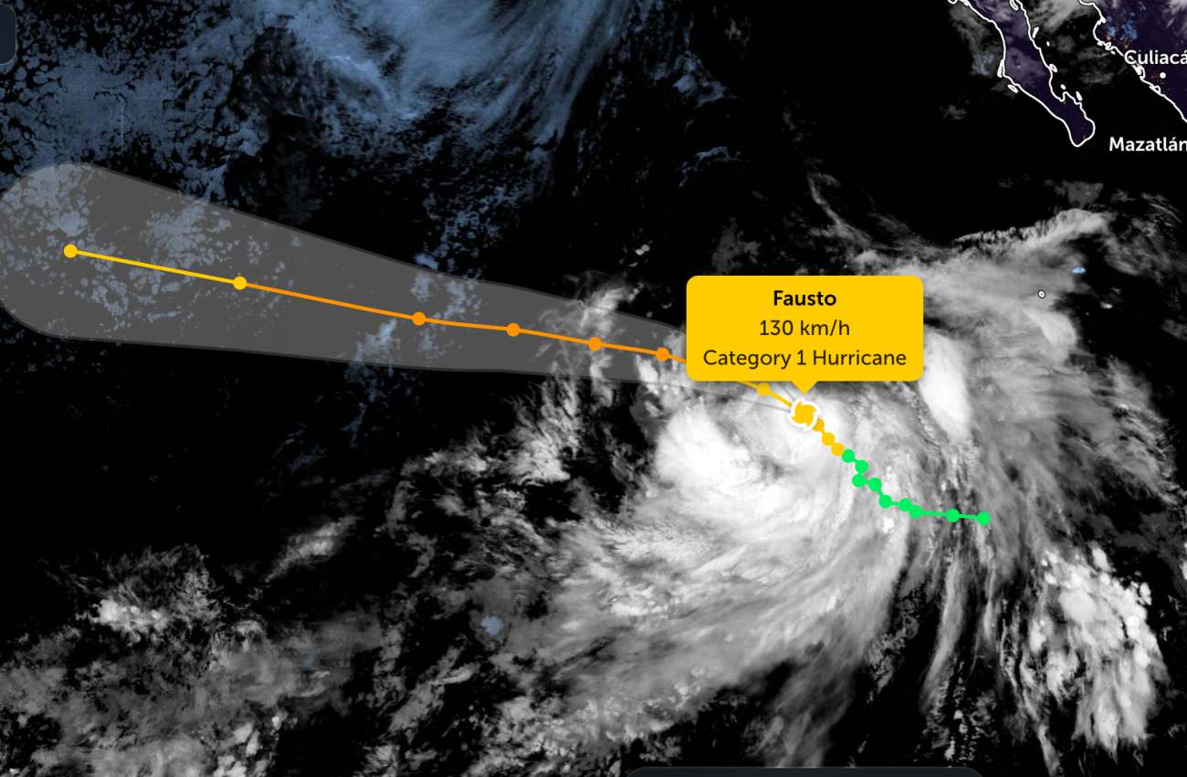 Storm Fausto officially strengthens into a super typhoon, strong winds of 130 km/h. Photo: JTWC