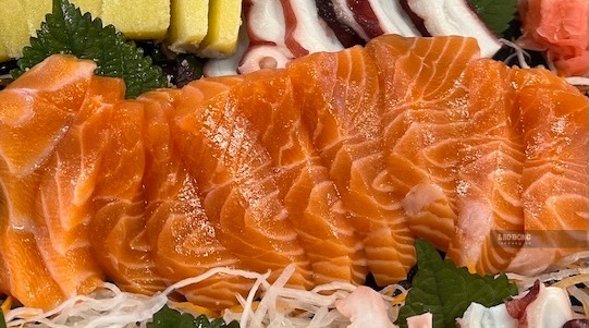Some types of fish, including salmon, are believed to support supplementing female hormones. Photo: Kieu Vu