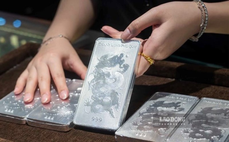Silver still receives long-term expectations thanks to industrial demand, but short-term trends also depend on inflation and US bond yields. Photo: Phan Anh