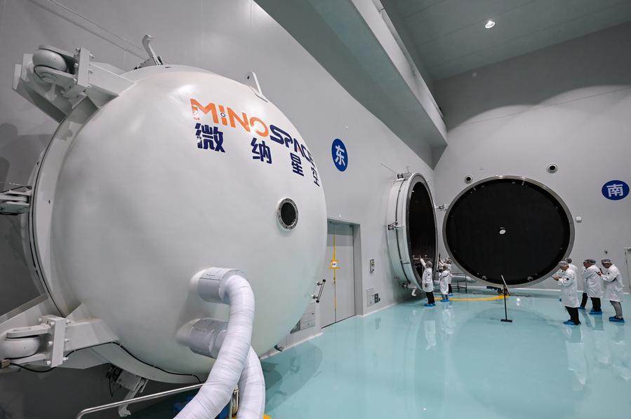 Simulation equipment serving satellite production at Guoyu Starry Sky Technology Company. Photo: Xinhua/Chen Yehua