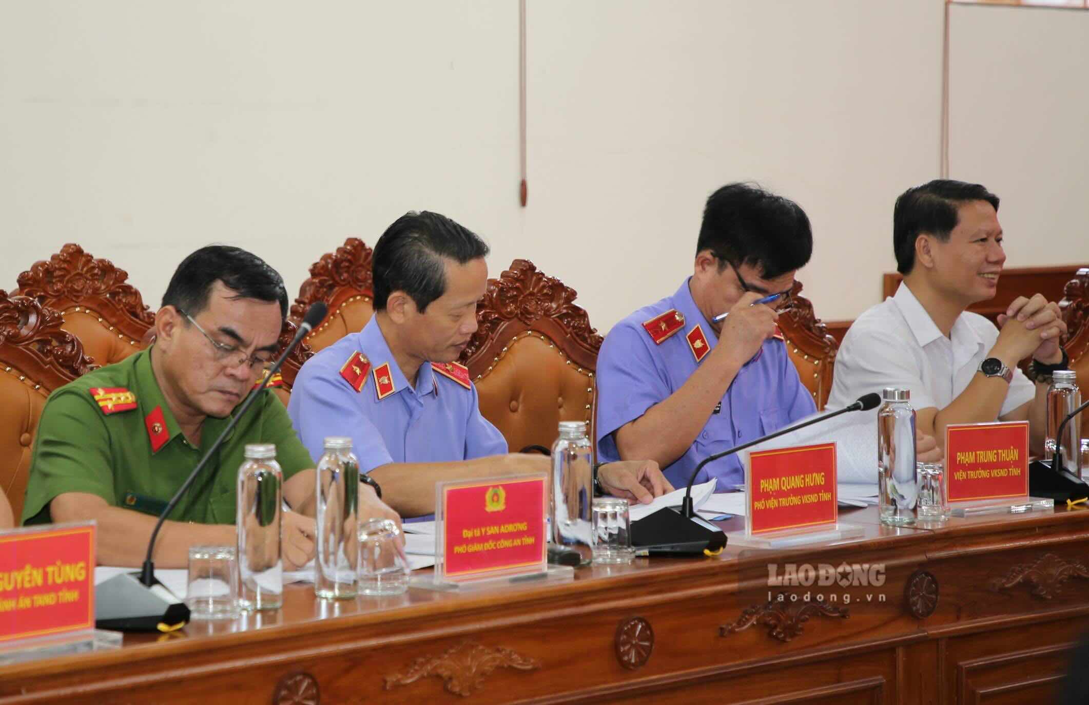 Các đại biểu tham dự tại buổi làm việc. Ảnh: Công Sáng