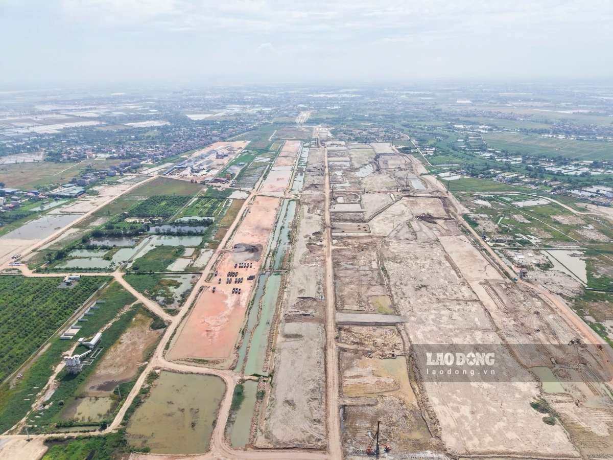 Construction site of Gia Binh airport project (Bac Ninh), June 2026. Photo: Van Truong