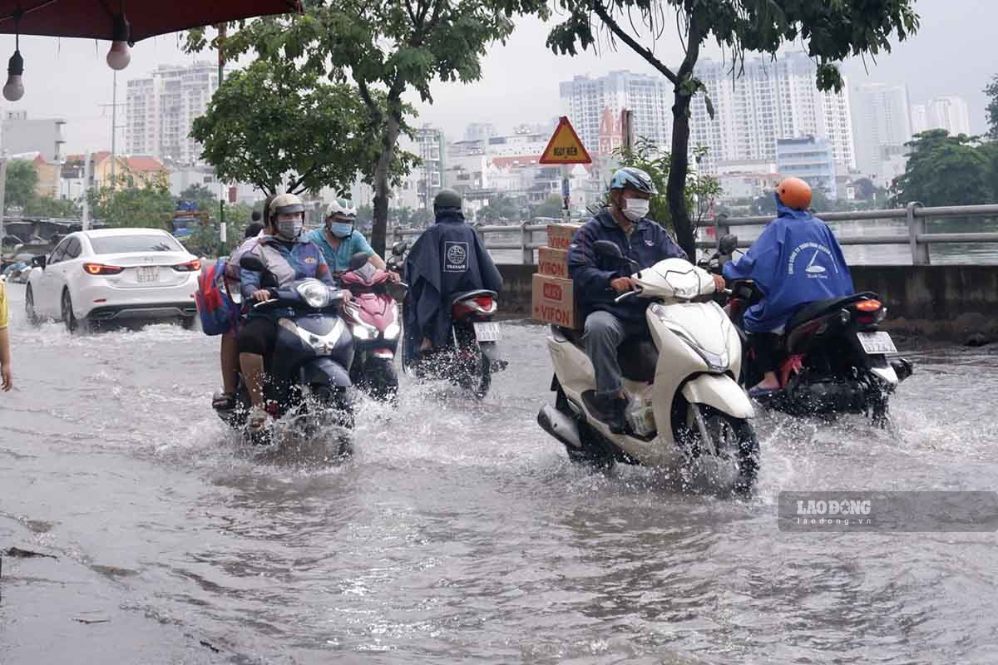 From July 23, thunderstorms return to the South. Photo: Minh Tam
