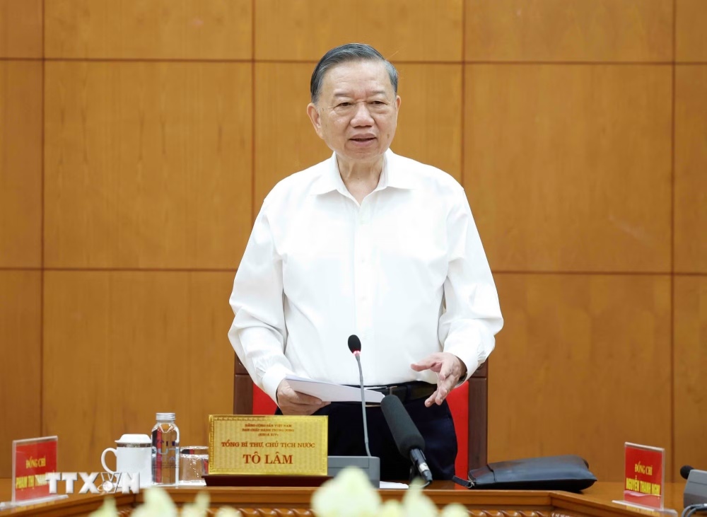 On July 8, 2026, General Secretary and President To Lam chaired a working session with the Ministry of Home Affairs and a number of agencies on the quality of Vietnamese labor, solutions to create sustainable jobs in rural and urban areas, ethnic minority areas, and human resource training in the new development stage. Photo: VNA