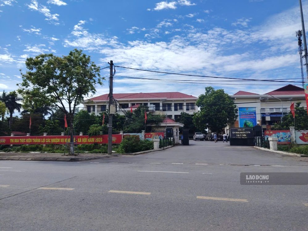 The Ministry of Finance has just answered readers' questions about commune-level public asset management units. Photo: Xuyen Dong