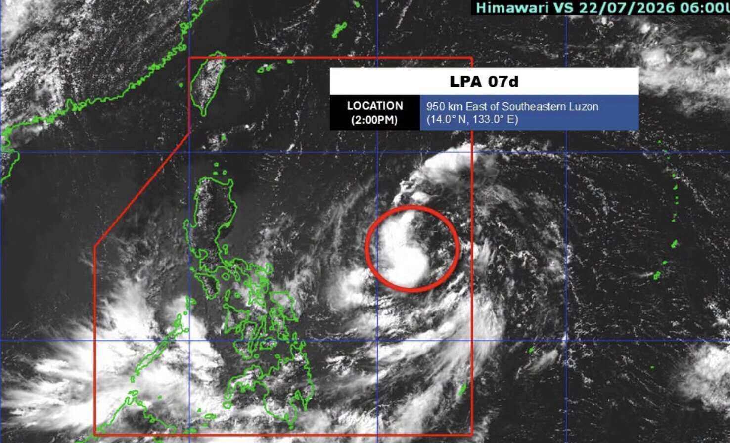 Low pressure location near the Philippines at 2:00 p.m. July 22. Photo: PAGASA