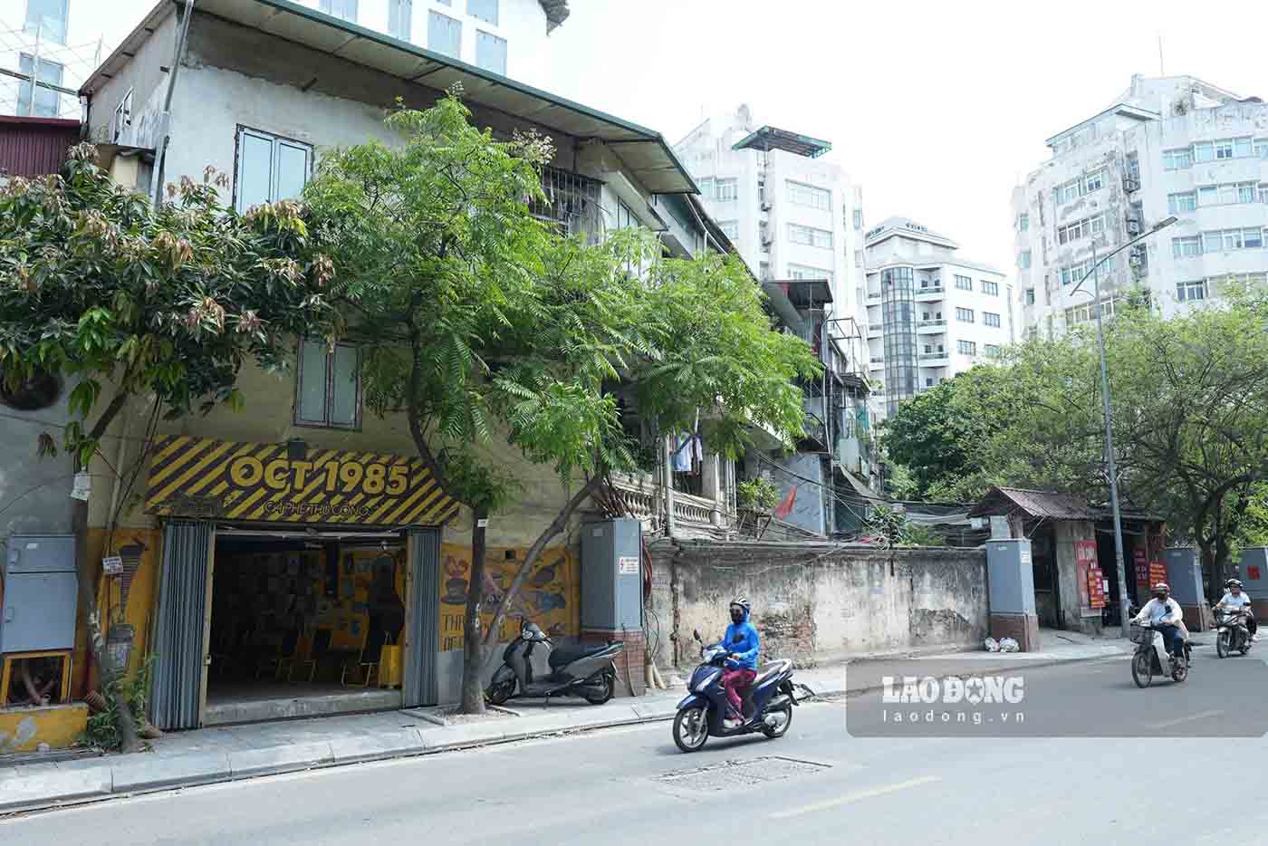 Part of the area of collective housing P16A is subject to recovery to implement the C6 underground station project, urban railway line No. 2 Nam Thang Long - Tran Hung Dao. Photo: Song Huu