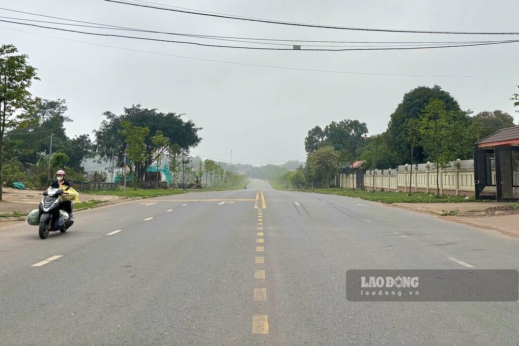 Ton Duc Thang road in Hy Cuong commune has been upgraded. Photo: To Cong