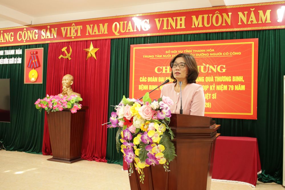 Đồng chí Từ Thị Kim Thanh - Thành viên Hội đồng Thành viên, Chủ tịch Công đoàn Agribank phát biểu tại Chương trình