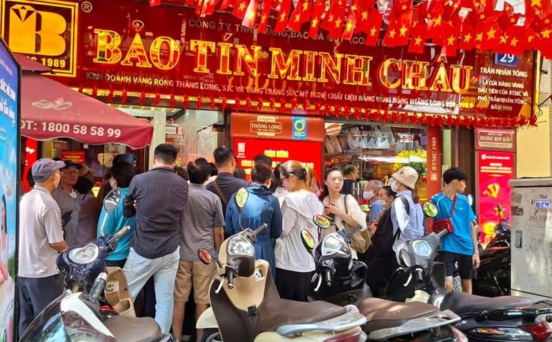 Bao Tin Minh Chau media said that it has stopped purchasing gold from other brands for about 3 months. Photo: Tuyet Lan