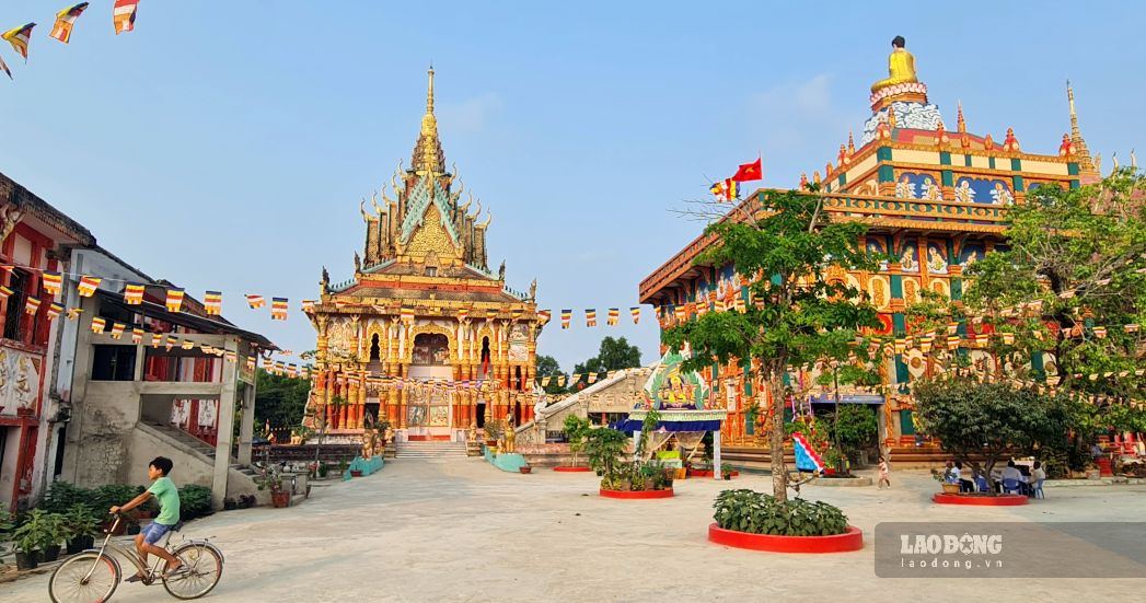 Một ngôi chùa Khmer tại Cà Mau. Ảnh: Nhật Hồ.