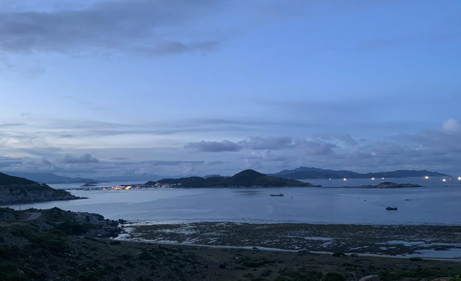 Vung Ro is a sea bay with pristine beauty located at the foot of Deo Ca Pass. Photo: Ky Lam