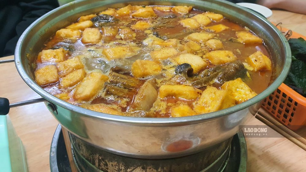 A few small habits make the cooking process both gas-intensive and time-consuming. Photo: Tuan Dat