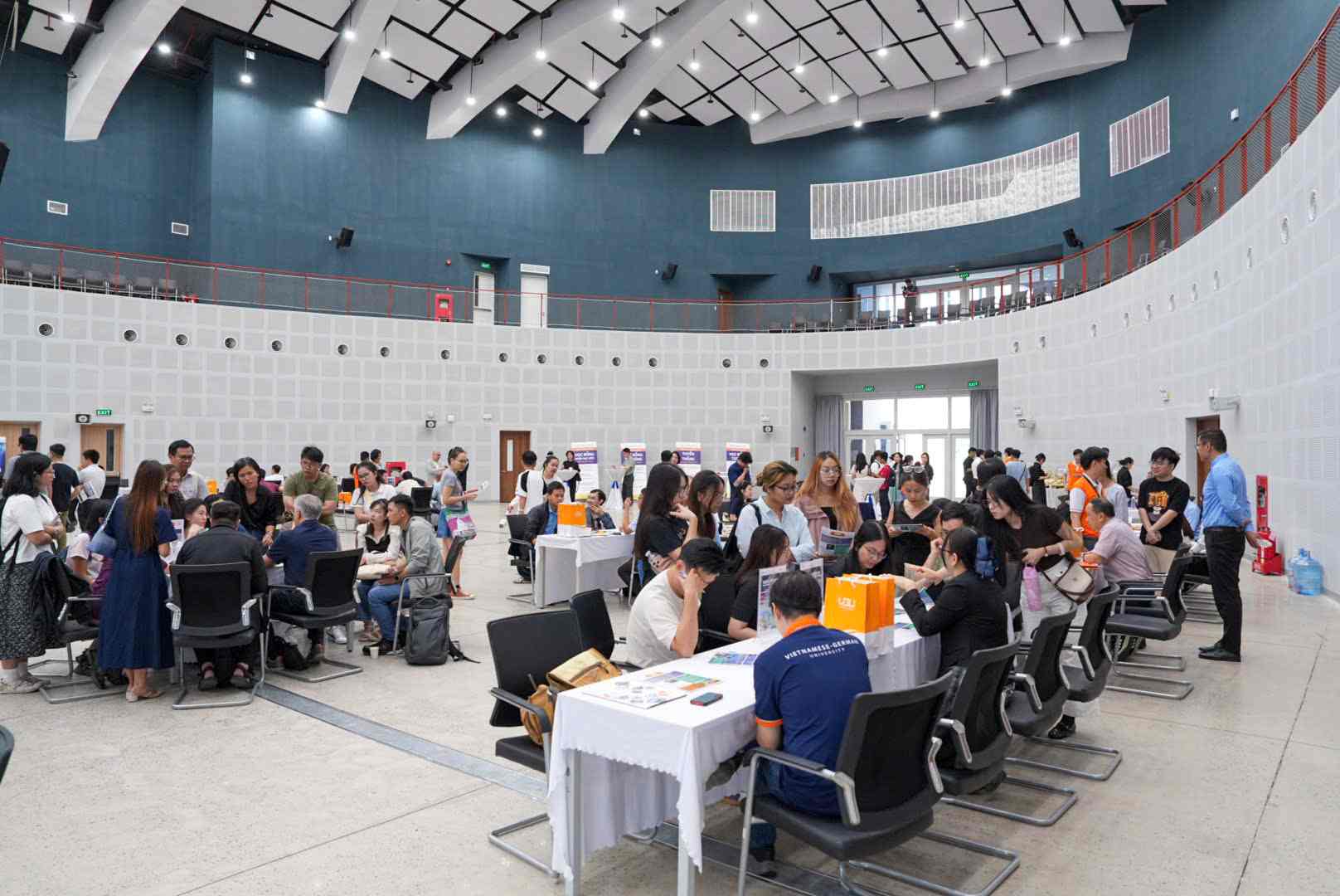 There are 3,000 candidates registering their aspirations for Vietnam-Germany University. Photo: Vietnam-Germany University