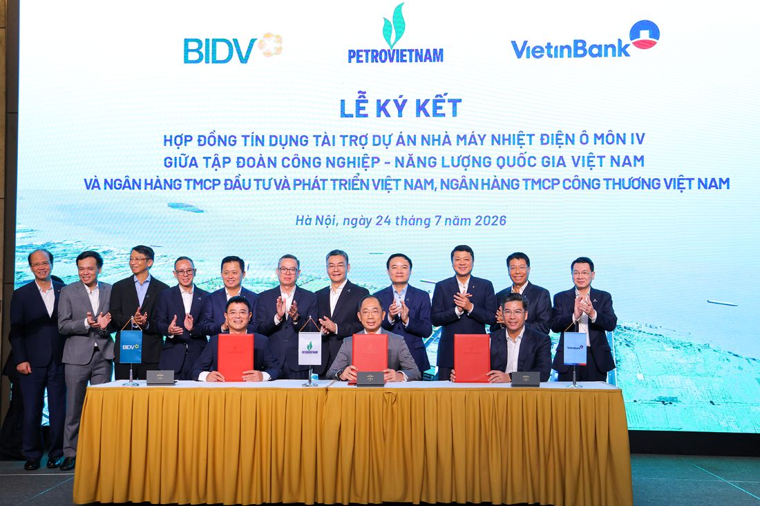 Petrovietnam, BIDV and VietinBank sign a credit contract to finance the O Mon IV Thermal Power Plant Project. Photo: Petrovietnam