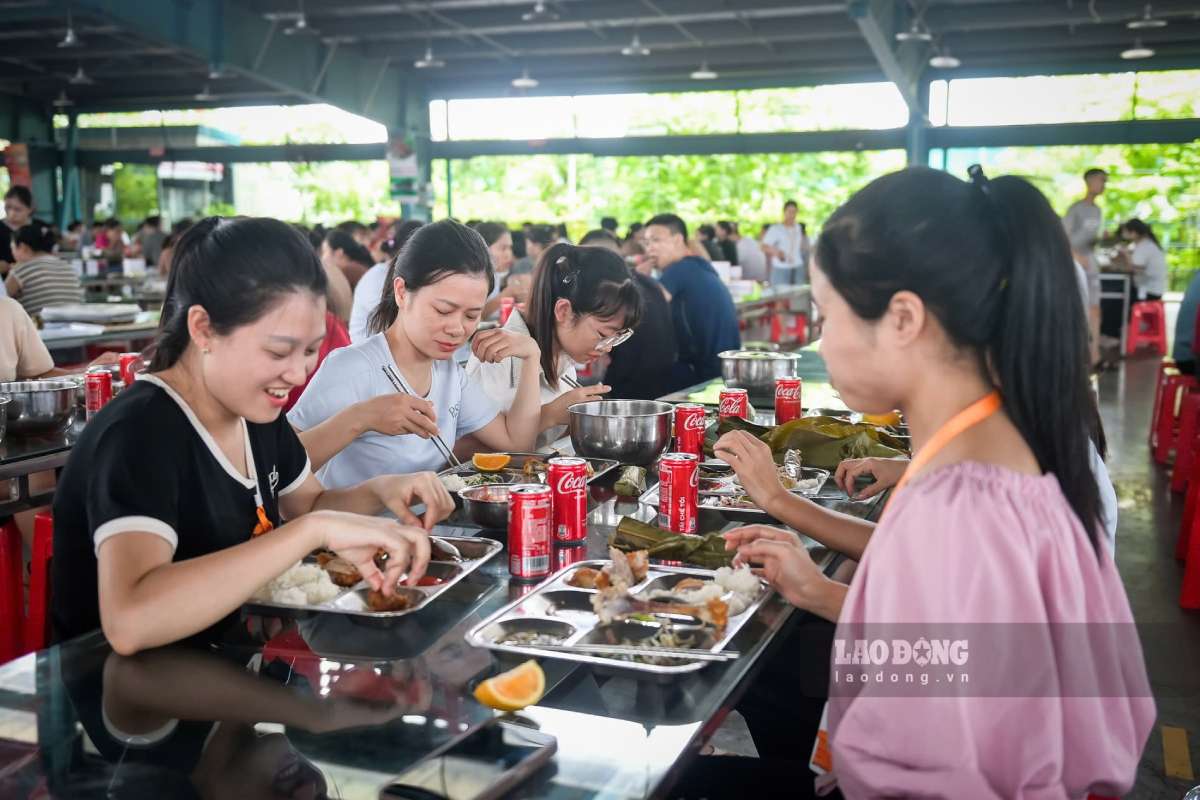 Bữa cơm Công đoàn dành cho 