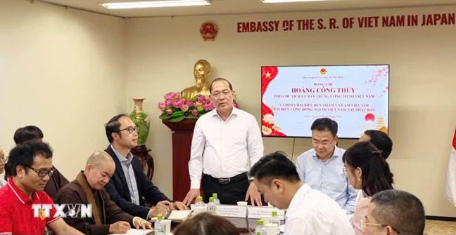 Phó Chủ tịch Ủy ban Trung ương Mặt trận Tổ quốc Việt Nam Hoàng Công Thủy mong muốn cộng đồng tiếp tục lưu giữ được văn hóa, lịch sử truyền thống đất nước. Ảnh: Bùi Hà/TTXVN