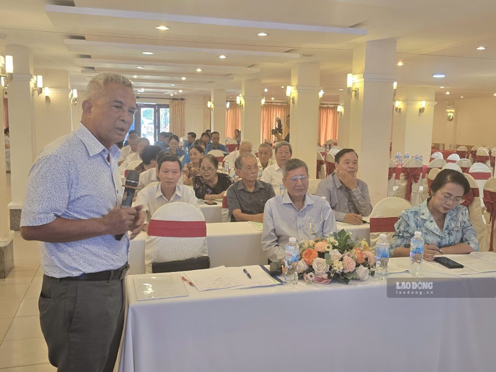 Former Chairman of the Vietnam General Confederation of Labor Dang Ngoc Tung said that it is necessary to strengthen the training of officials who come from workers to build a modern worker contingent. Photo: Nam Duong