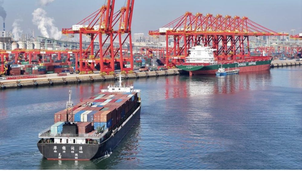 A Chinese export cargo ship. Photo: Xinhua