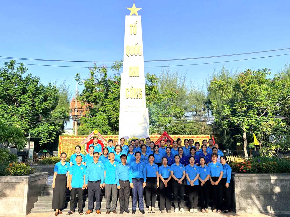 An Khe Ward Trade Union, Da Nang organizes many gratitude activities to celebrate the 79th anniversary of War Invalids and Martyrs' Day. Photo provided by An Khe Trade Union