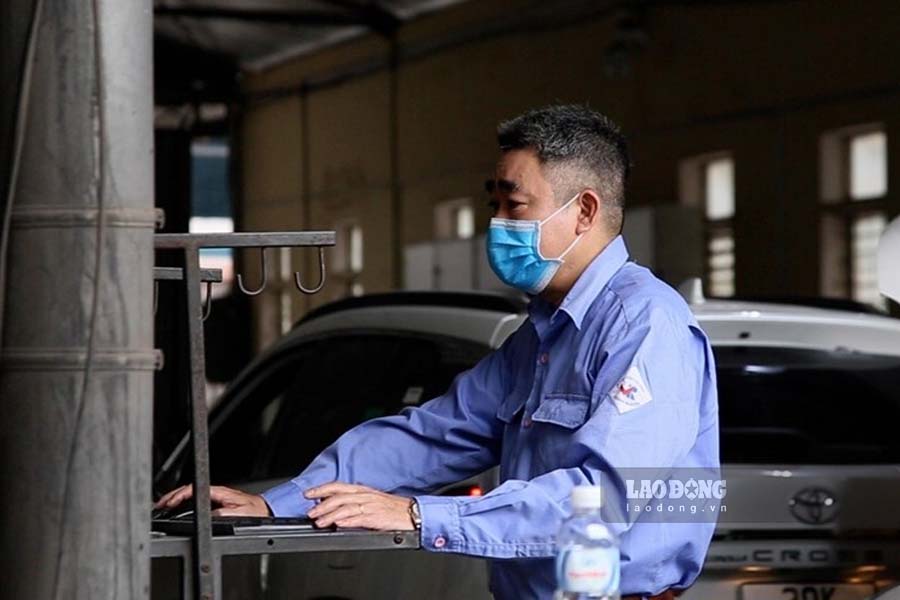 The Ministry of Construction clarifies new regulations on car modification during vehicle registration. Photo: Minh Ha