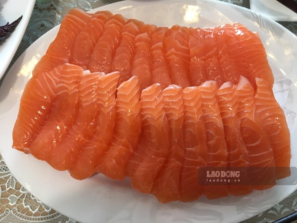 Salmon is one of the omega-3 supplements that can be used for breakfast. Photo: Kieu Vu