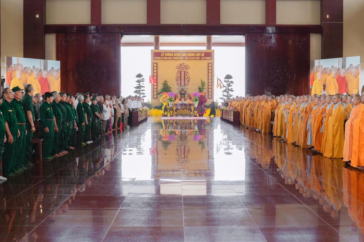 Memorial service for heroic martyrs at the Vietnam Buddhist Academy in Ho Chi Minh City (Binh Loi commune). Photo: Vietnam Fatherland Front Ho Chi Minh City provided