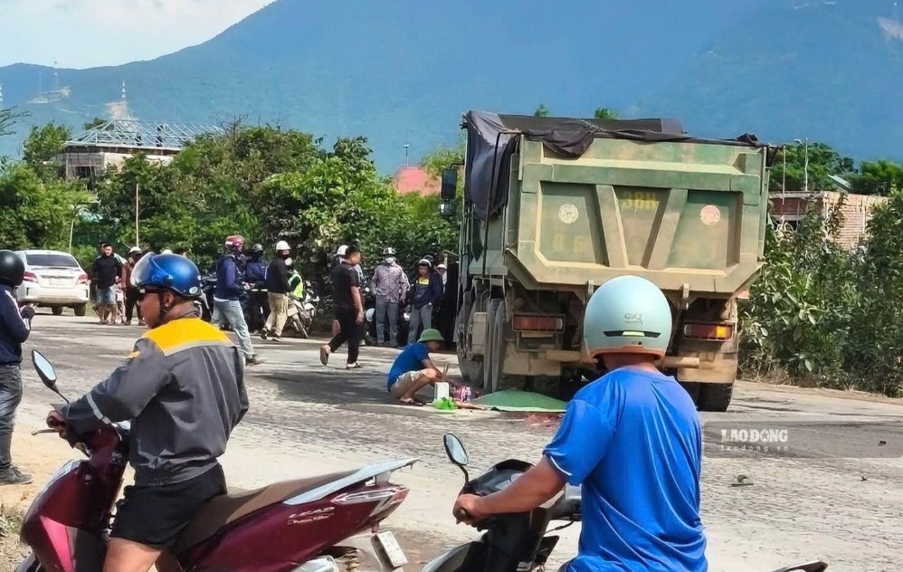 Scene of the accident that killed Mr. Tran Minh T. Photo: Hoang Anh