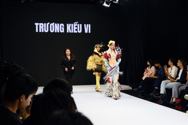 Các màn trình diễn thời trang. Ảnh: Ban tổ chức.