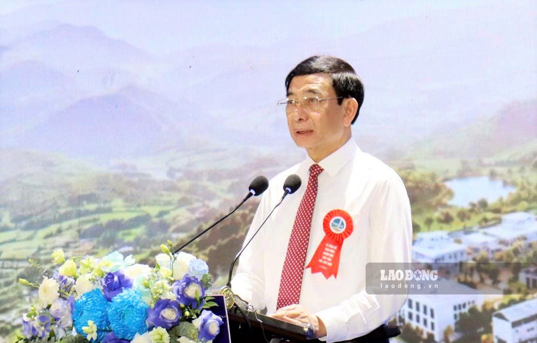 Đại tướng Phan Văn Giang - Ủy viên Bộ Chính trị, Phó Thủ tướng Chính phủ, Bộ trưởng Bộ Quốc phòng phát biểu chỉ đạo tại buổi lễ. Ảnh: Phúc Khánh