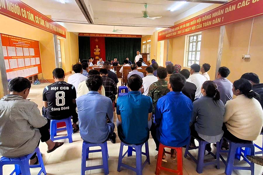 Nhiều nhà văn hóa trung tâm hiện vẫn được xây dựng theo quy mô của các thôn cũ nên diện tích và cơ sở vật chất chưa đáp ứng quy mô dân cư sau sáp nhập. Ảnh: Cổng TTĐT tỉnh Lào Cai