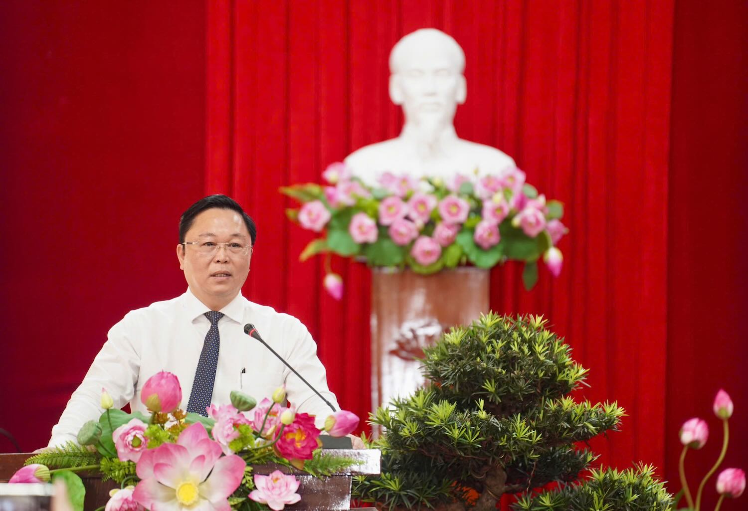 Mr. Le Tri Thanh holds the position of Chairman of Hue City People's Committee for the term 2026 - 2031. Photo: Provided by Hue City People's Committee.