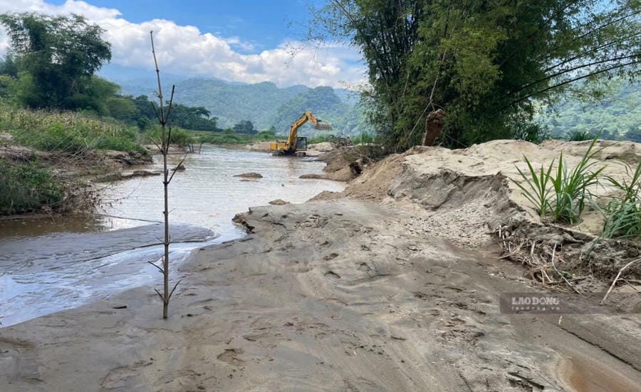 Chut stream after storm No. 10 affected. Photo: Van Duc