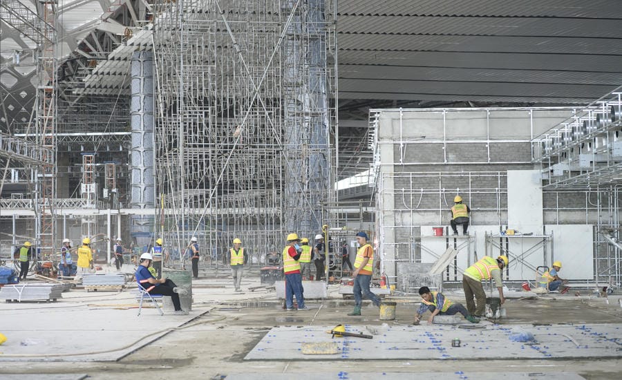 Long Thanh airport is lacking labor. Photo: Ha Anh Chien
