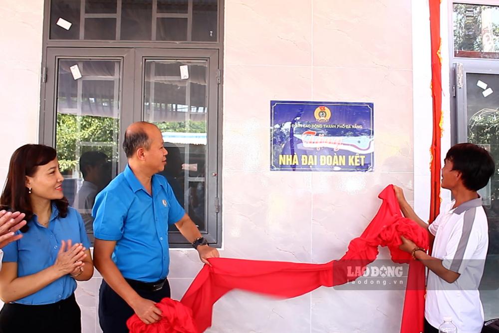 Ngôi nhà Đại đoàn kết được bàn giao cho gia đình anh Lê Hồng Thành tại xã Phước Trà, TP Đà Nẵng. Ảnh: Thanh Huyền